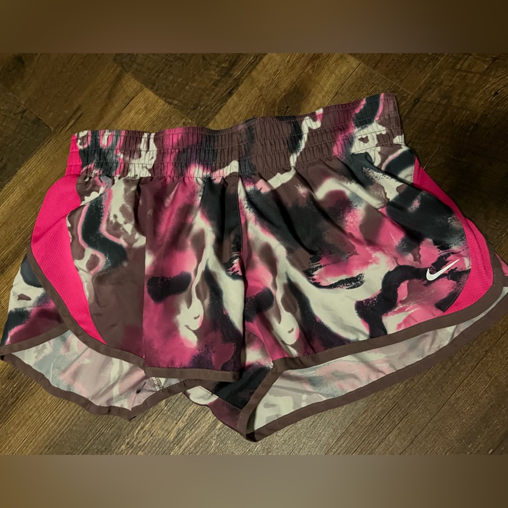 Nike Dri-Fit Women’s Size Medium Shorts (no drawstring)